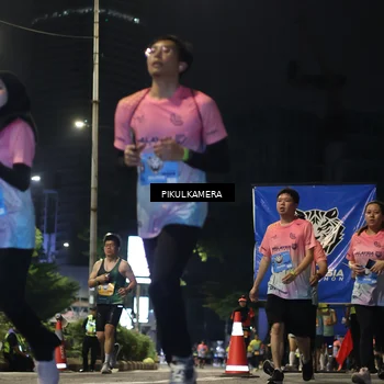 Runner Photo 7094136