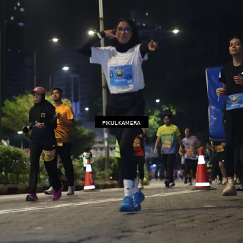 Runner Photo 7094138