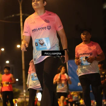 Runner Photo 7094192