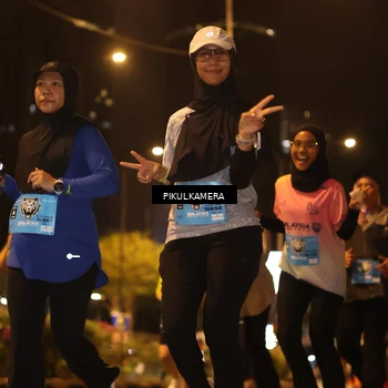 Runner Photo 7094214