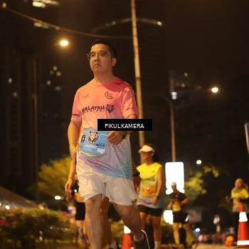 Runner Photo 7094219