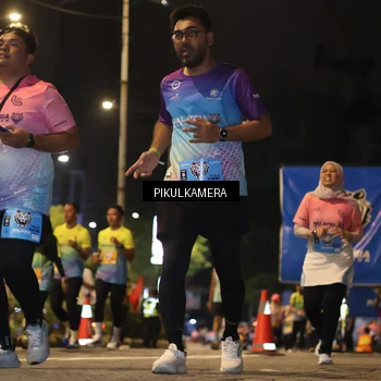 Runner Photo 7094234