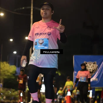 Runner Photo 7094308