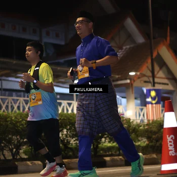 Runner Photo 7094356