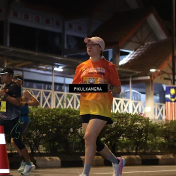 Runner Photo 7094359