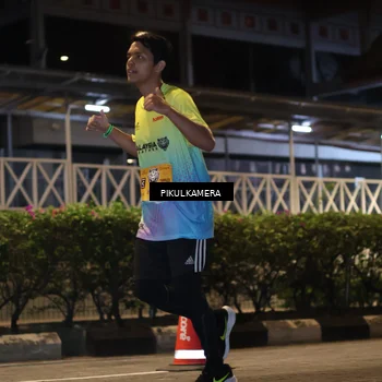 Runner Photo 7094361
