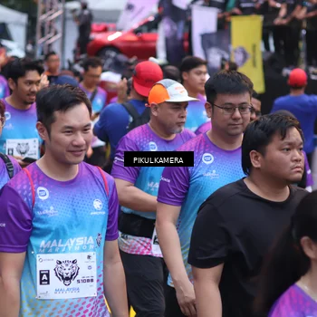 Runner Photo 7094410