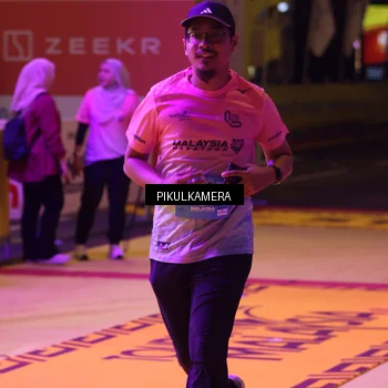 Runner Photo 7094438