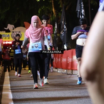 Runner Photo 7094446