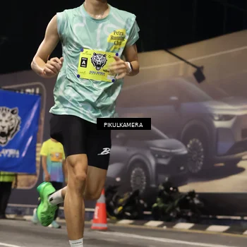 Runner Photo 7094451