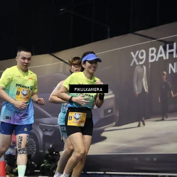 Runner Photo 7094453