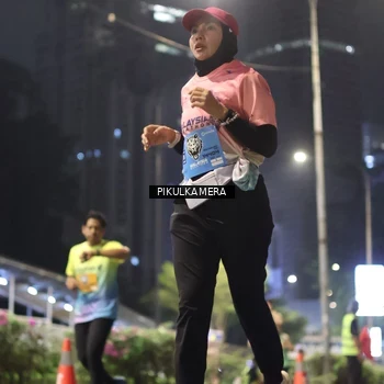 Runner Photo 7094463