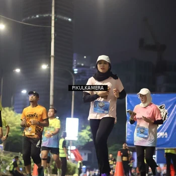 Runner Photo 7094468