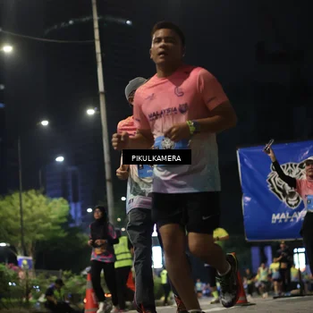 Runner Photo 7094483