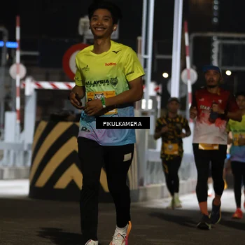 Runner Photo 7094513
