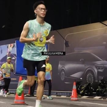 Runner Photo 7094529