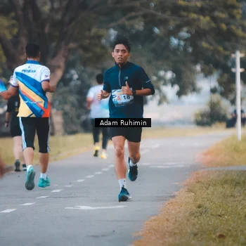 Runner Photo 7096038