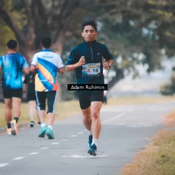 Runner Photo 7096043
