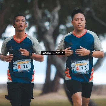 Runner Photo 7096100
