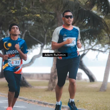 Runner Photo 7096236