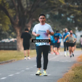 Runner Photo 7096244