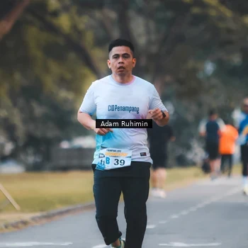 Runner Photo 7096247