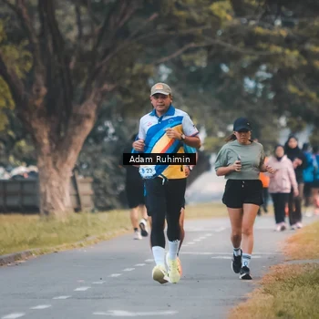 Runner Photo 7096263