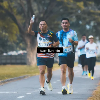 Runner Photo 7096402