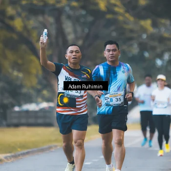 Runner Photo 7096409