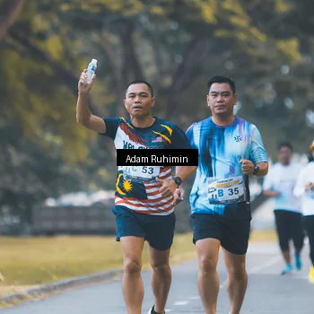 Runner Photo 7096410