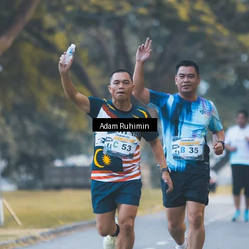 Runner Photo 7096414