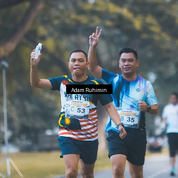 Runner Photo 7096415
