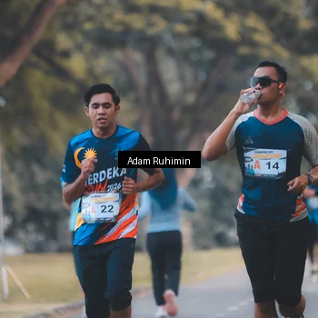 Runner Photo 7096572