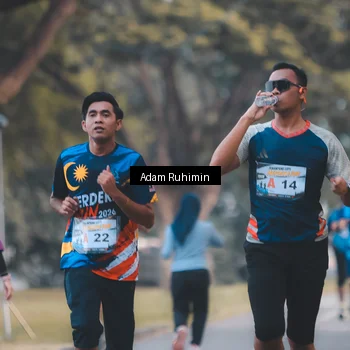 Runner Photo 7096575