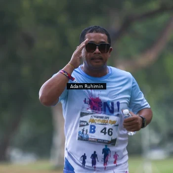 Runner Photo 7096652