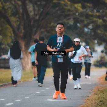 Runner Photo 7096671