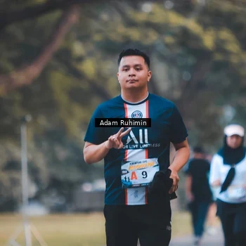 Runner Photo 7096675