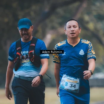 Runner Photo 7096768