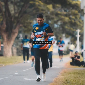 Runner Photo 7097013