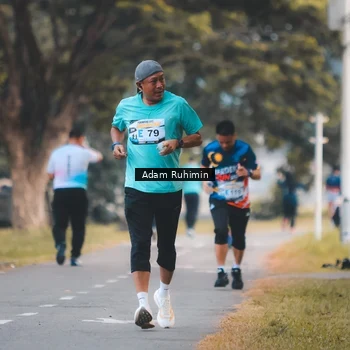 Runner Photo 7097039