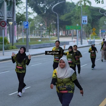 Runner Photo 7102756