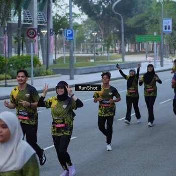 Runner Photo 7102775