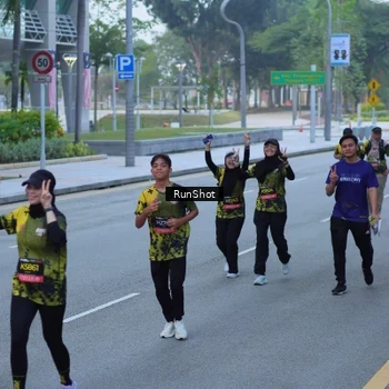 Runner Photo 7102780