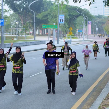 Runner Photo 7102790