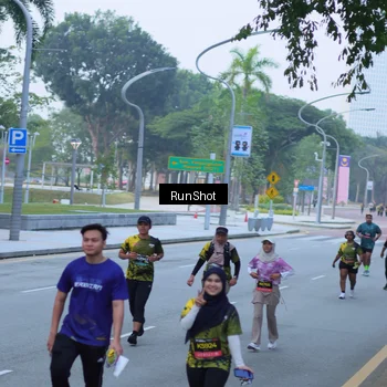 Runner Photo 7102810