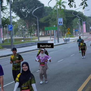 Runner Photo 7102823