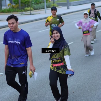 Runner Photo 7102833