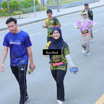 Runner Photo 7102838