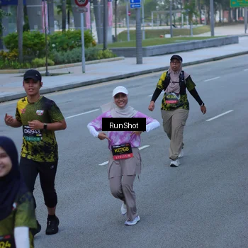 Runner Photo 7102841