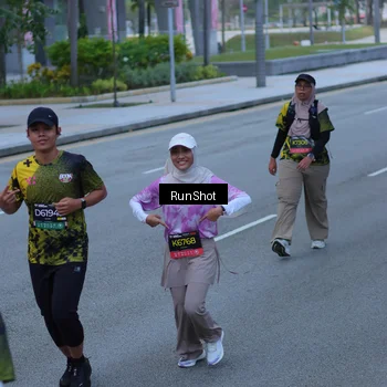 Runner Photo 7102843